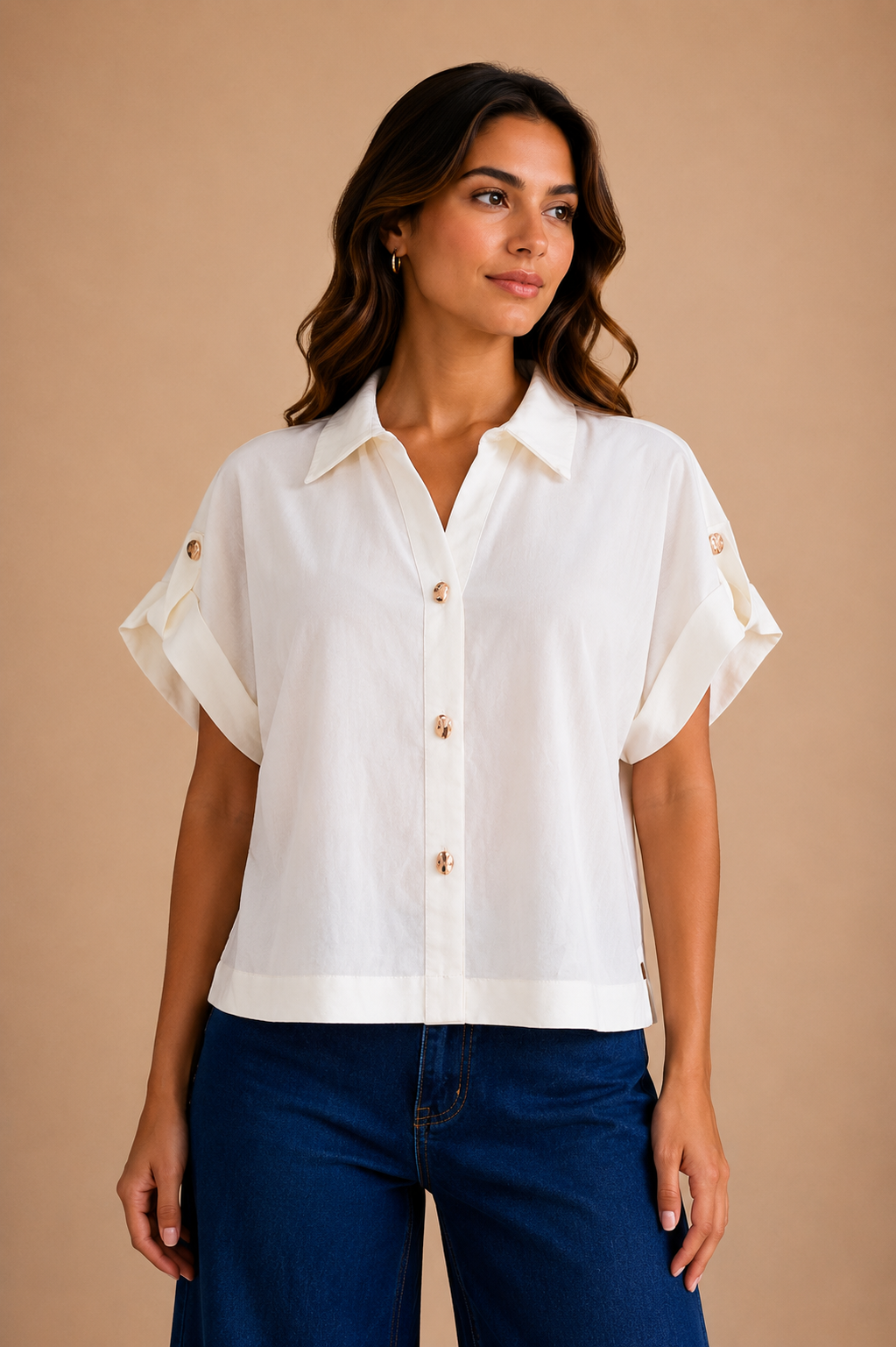 CAMISA BLANCA CORTA ANCHA DE 3 BOTONES MANGAS MEGAS CORTAS
