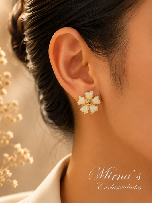 Aretes Flor de Marfil