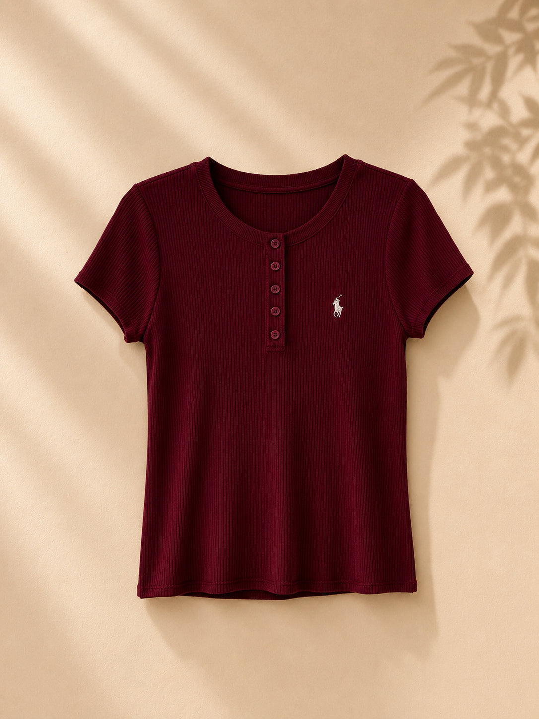CAMISA OCRE TKING CON LOGO BLANCO LADO IZQ