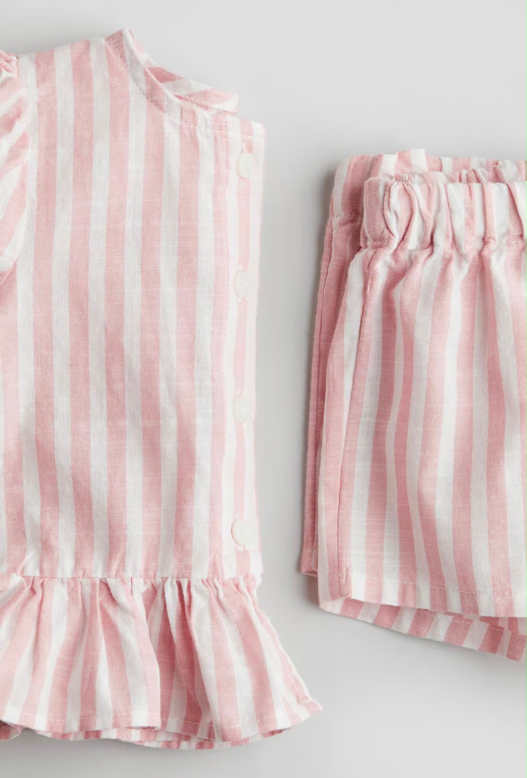 Conjunto de short rayado