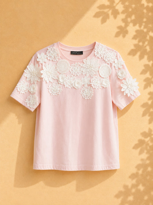 CAMISETA ROSA PASTEL CON FLORES BORDADAS BLANCAS