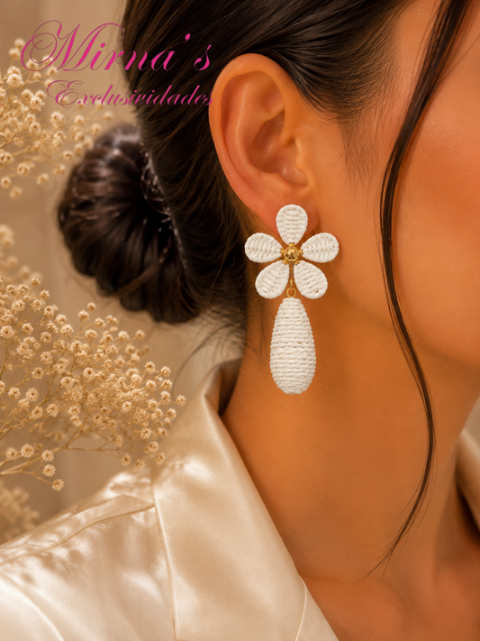 Aretes Flor de Marfil