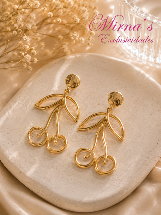 Aretes dorados Tipo Cerezas
