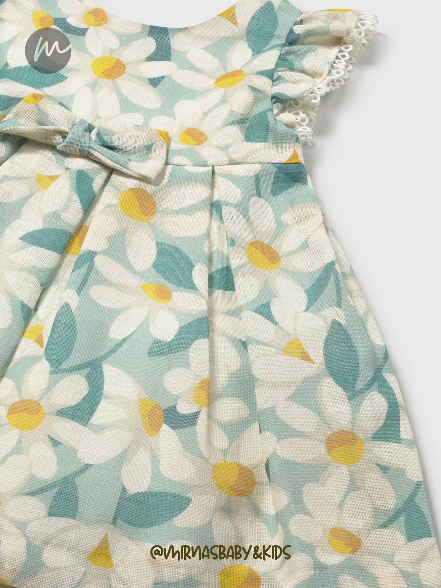 Vestido de flores de lino