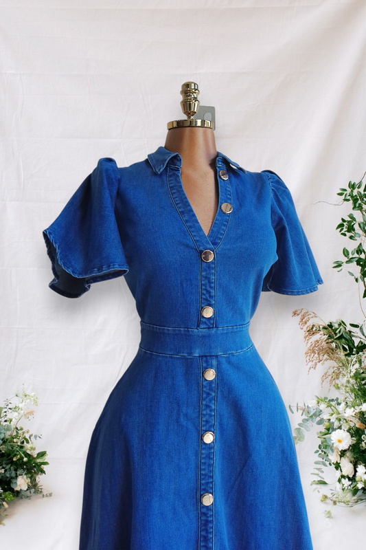 VESTIDO JEANS DE BOTONES Y MANGAS ANCHAS
