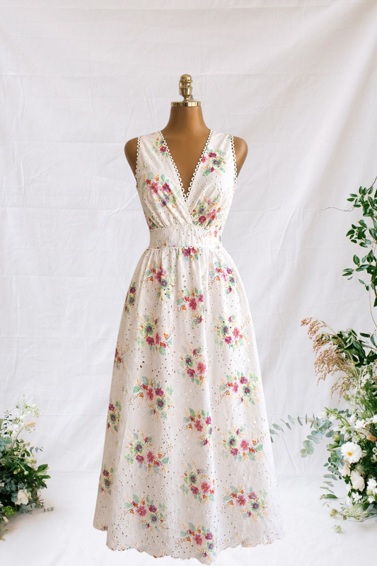 VESTIDO BLANCO SIN MANGAS FLOREADO
