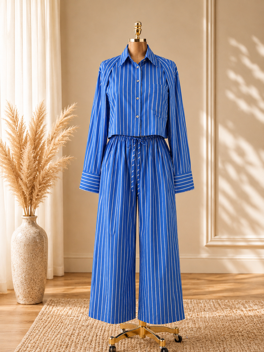 TRAJE MANGA LARGA RAYADO AZUL CON BLANCO