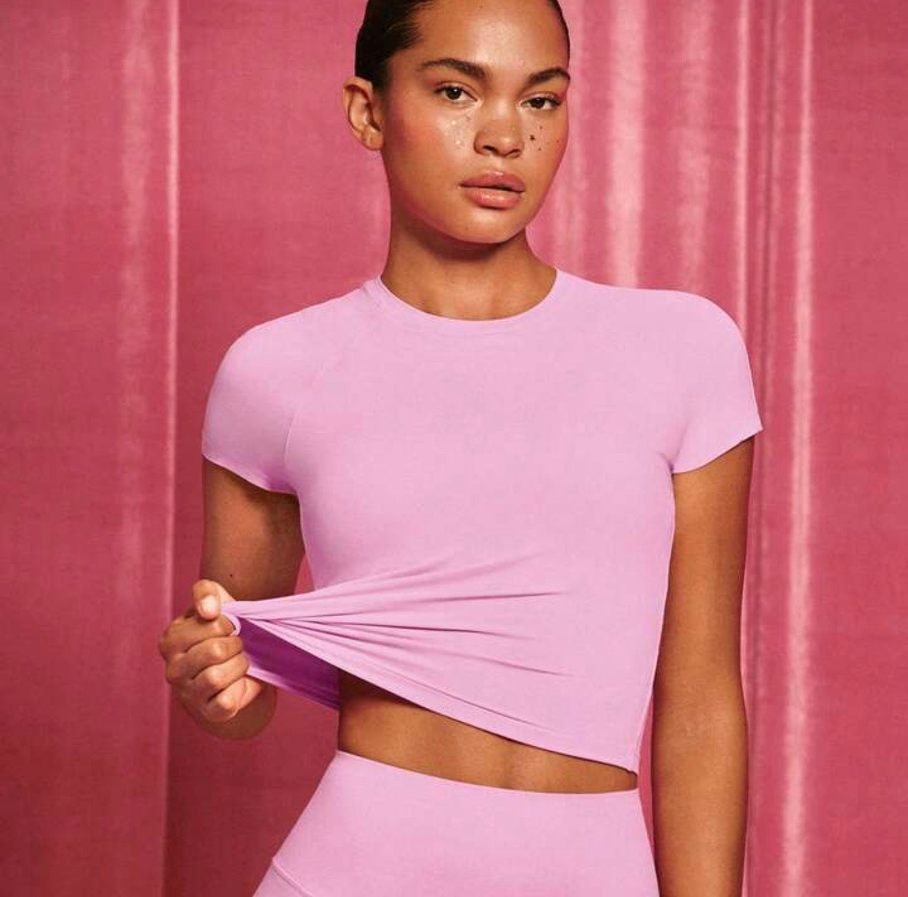 Crop top deportivo glow mode