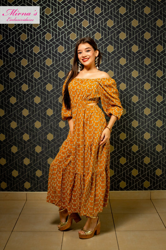 VESTIDO MOSTAZA CON ESTAMPADO DE HOJAS BLANCAS