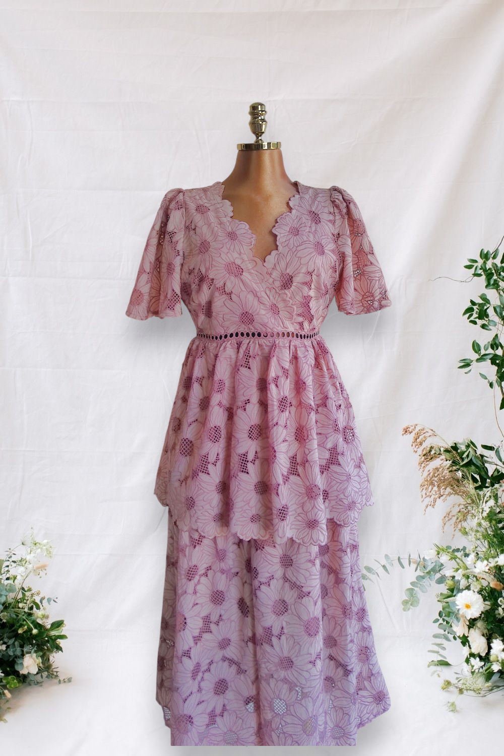 VESTIDO ROSA VIEJO DE FLORES