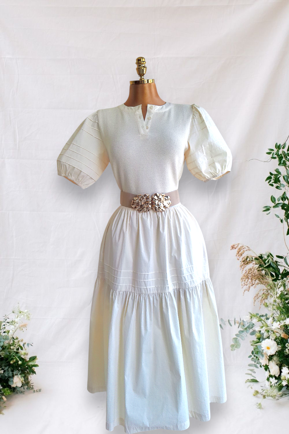 VESTIDO BLANCO HUESO MANGAS CORTAS ANCHAS