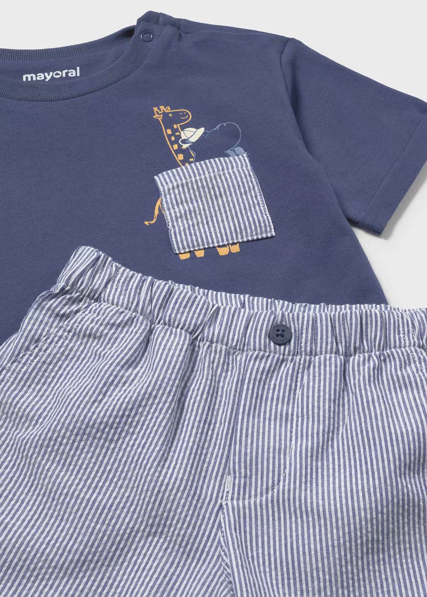 Conjunto bermuda y camiseta