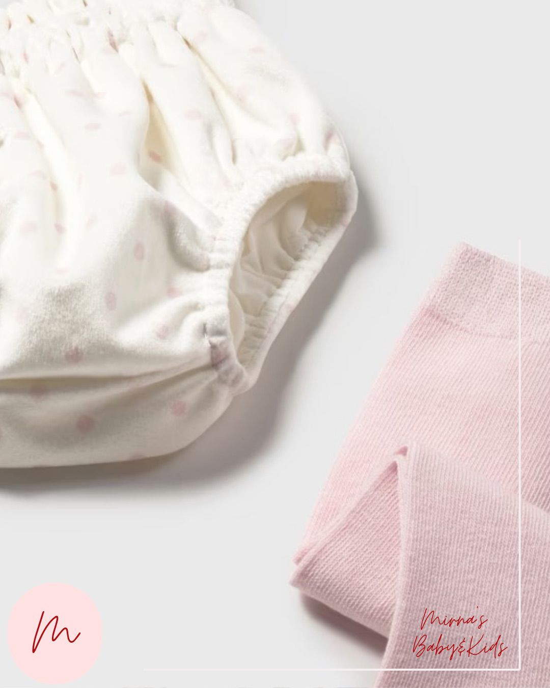 Conjunto rosa de 3pcs con medias