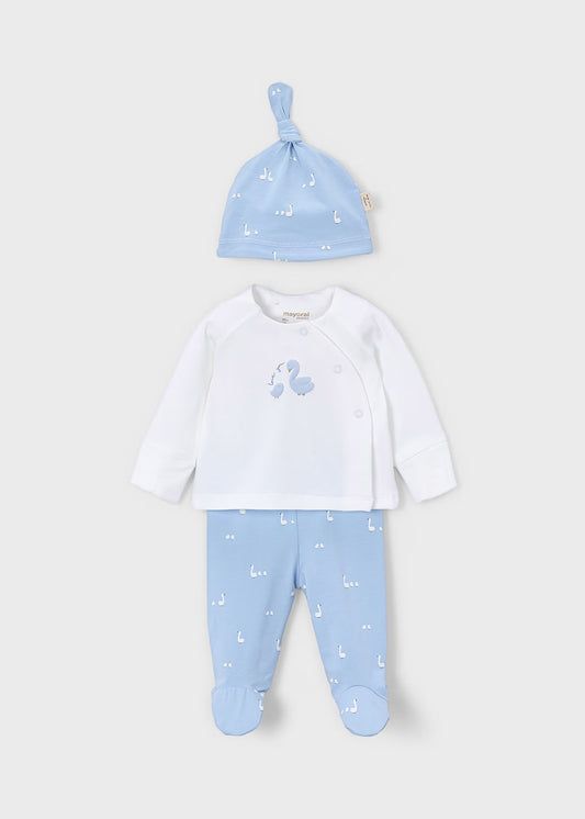 conjunto con gorro recién nacido