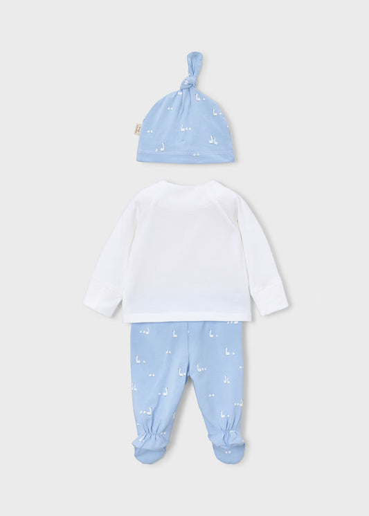 conjunto con gorro recién nacido